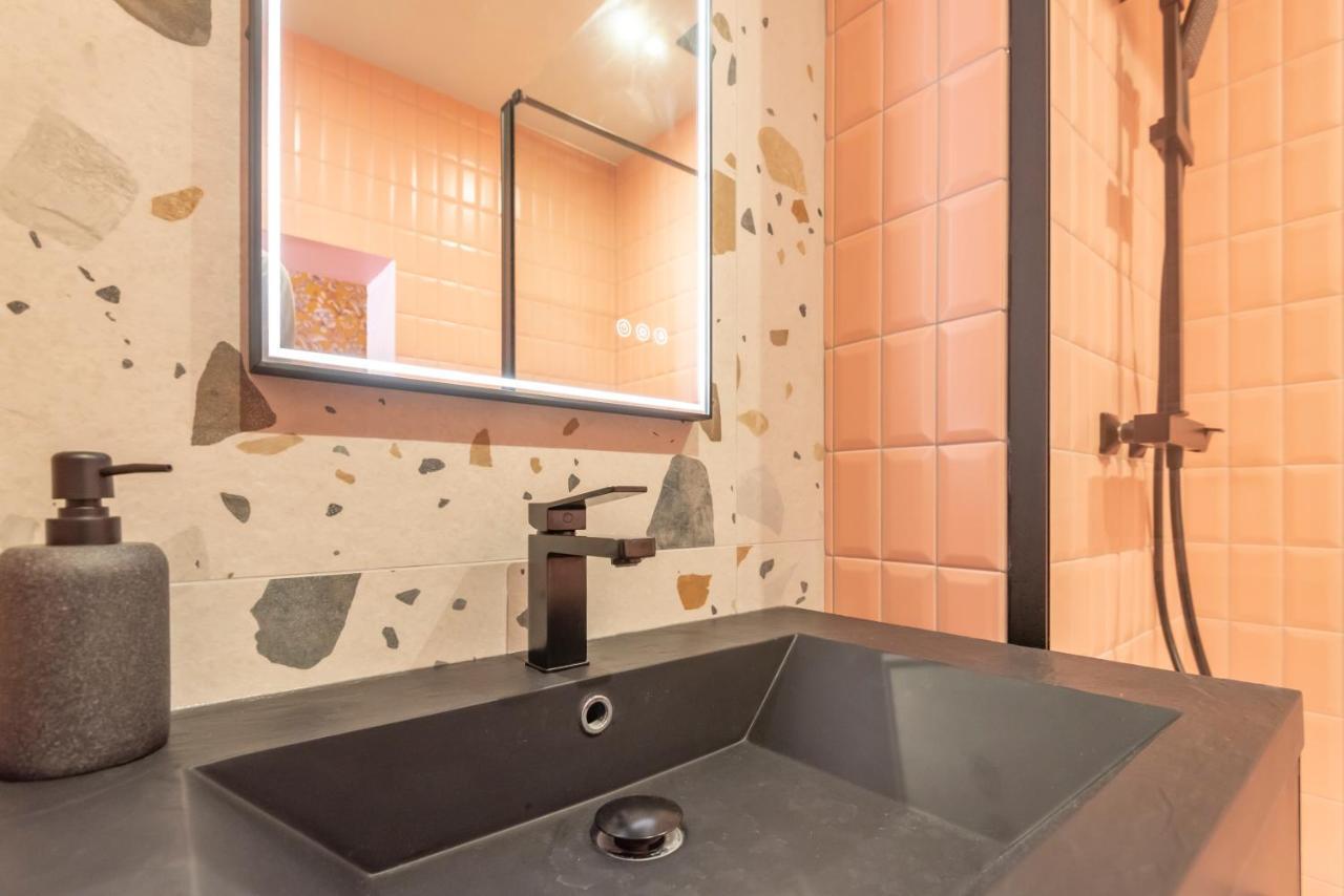 Le Vintage . Centre-Ville Macon . Atypique . Proche Gare . Wifi . Climatisation . Confortable . Exterior photo