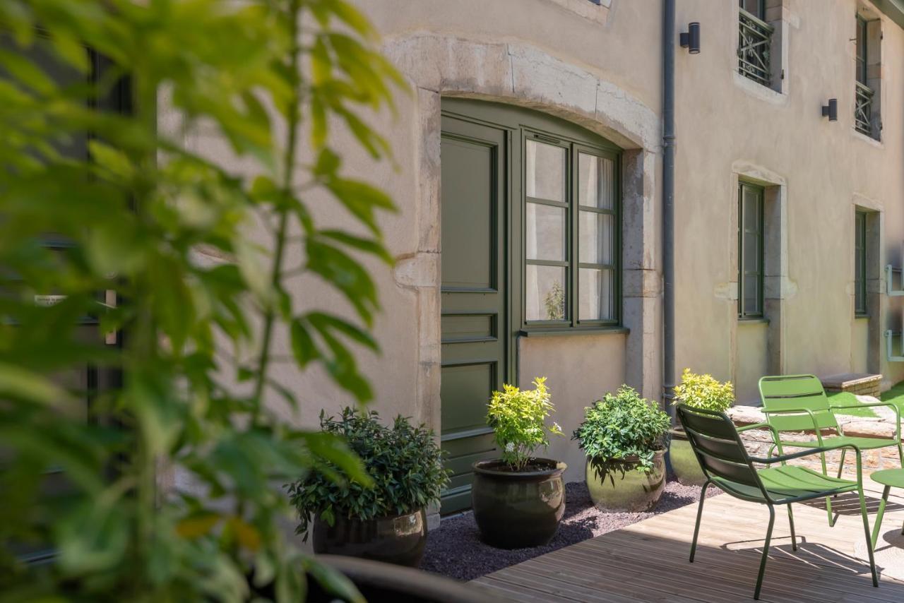 Le Vintage . Centre-Ville Macon . Atypique . Proche Gare . Wifi . Climatisation . Confortable . Exterior photo