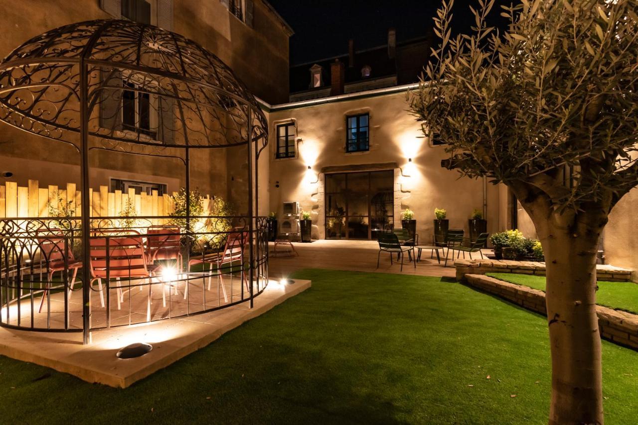 Le Vintage . Centre-Ville Macon . Atypique . Proche Gare . Wifi . Climatisation . Confortable . Exterior photo